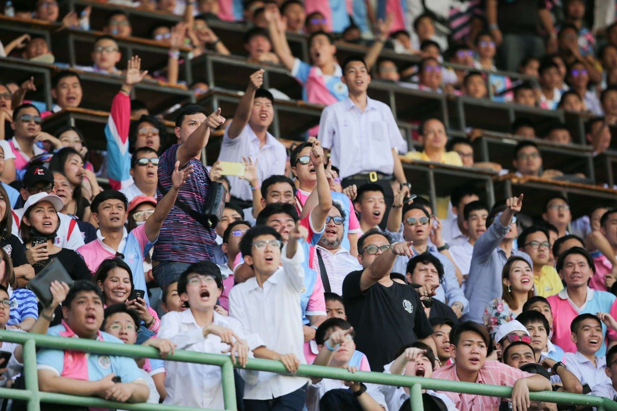 Jaturamitr 29 Presented by Ari