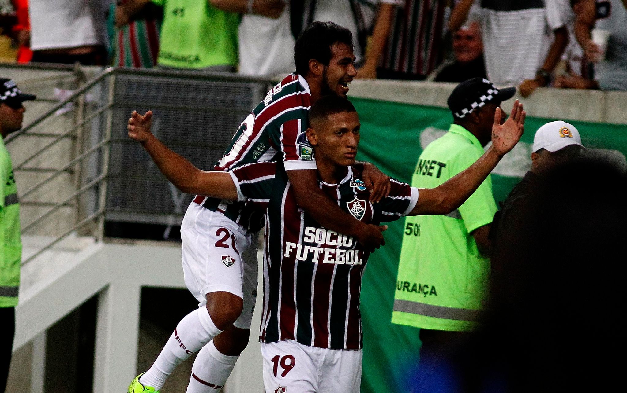 Richarlison Fluminense - Liverpool-URU 05-04-2017