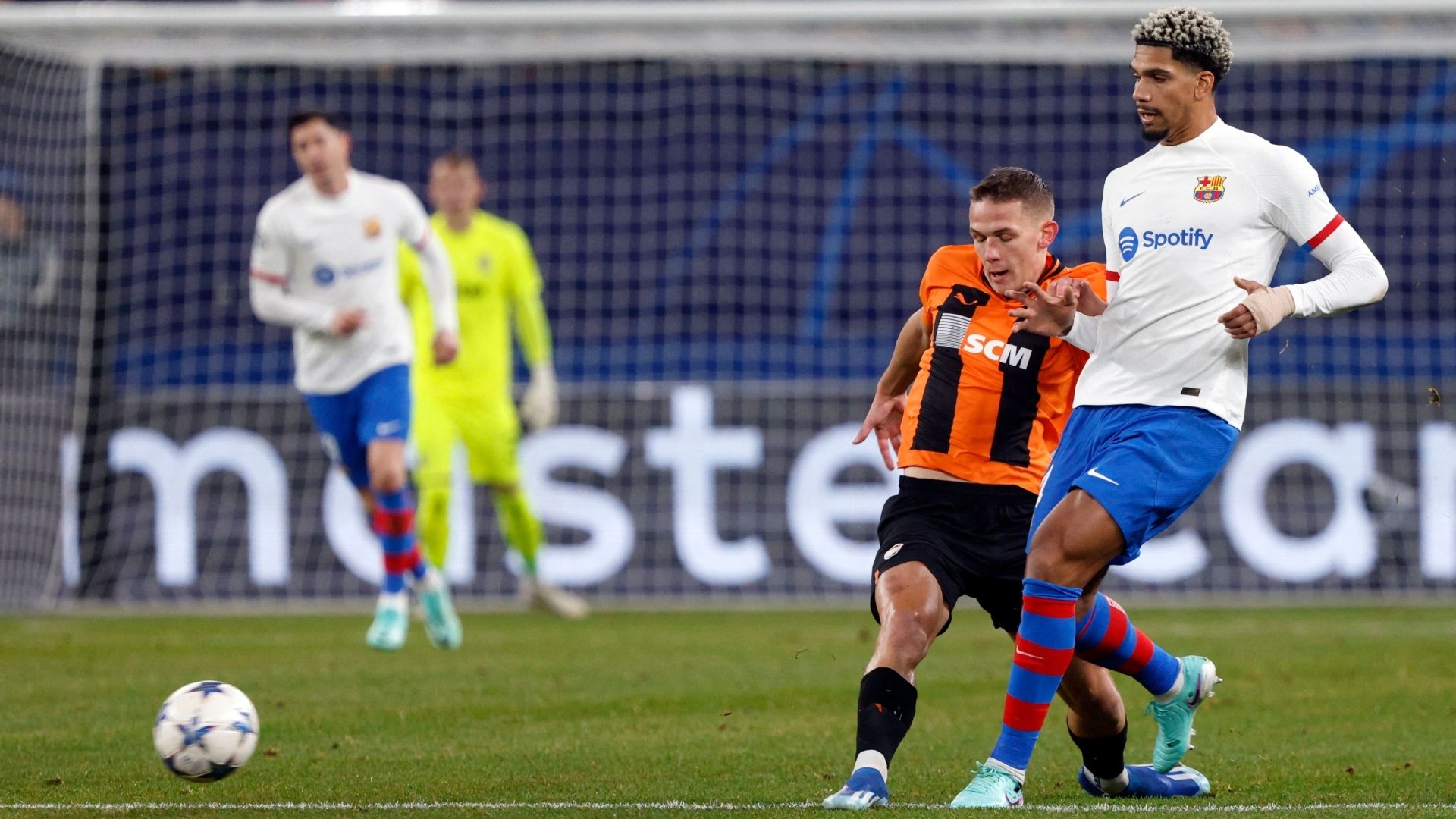 Ronald Araujo Shakhtar Donetsk Barcelona Champions League 2023-24