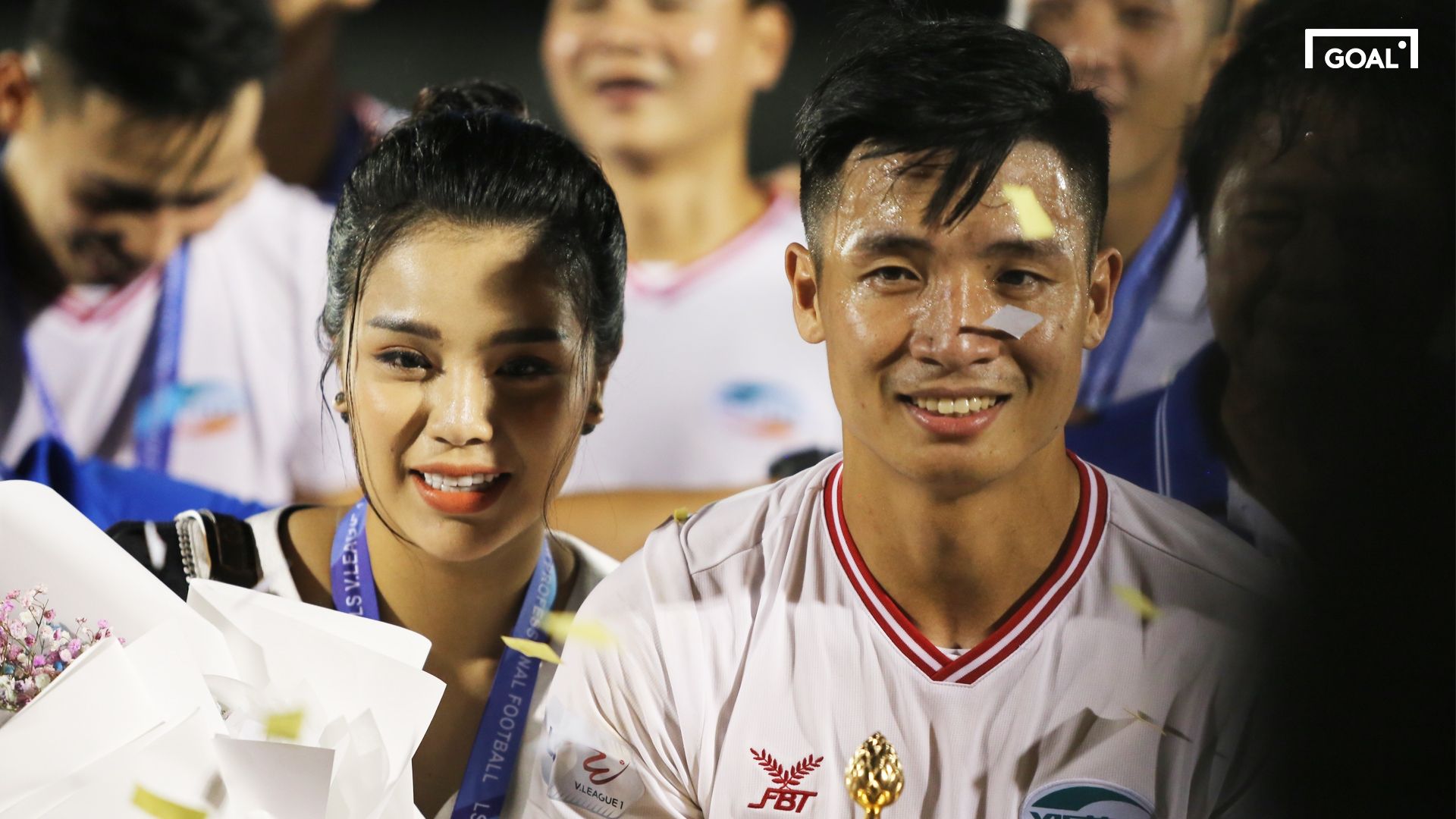 Bui Tien Dung Nguyen Khanh Linh Viettel V.League 2020