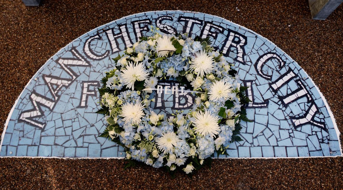 Manchester city logo