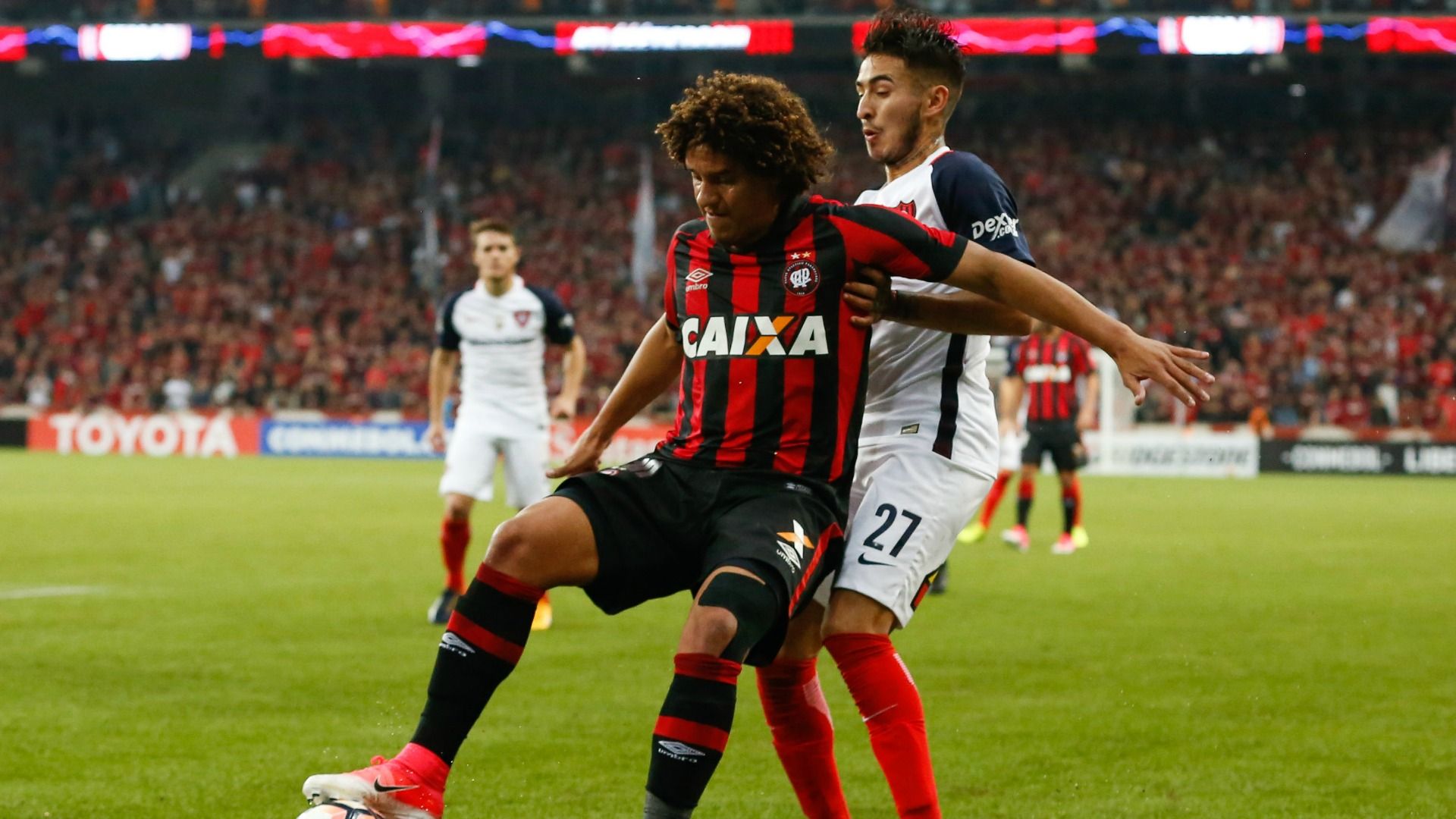 Gabriel Rojas Thiago Maia Atlético PR San Lorenzo 030517