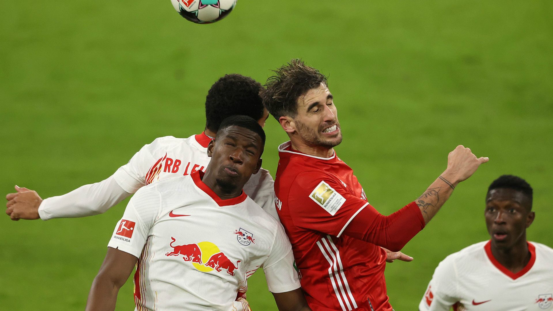 JAVI MARTINEZ BAYERN MÜNCHEN BUNDESLIGA 05122020