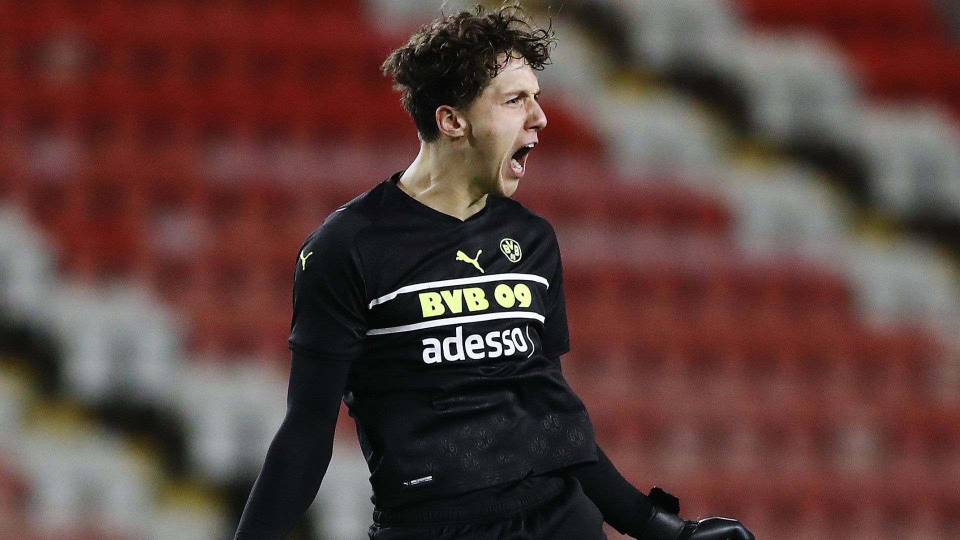 Silas Ostrzinski Borussia Dortmund