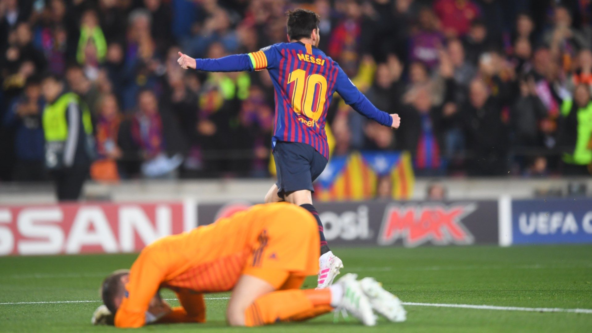 De-Gea-Man-Utd-Barca-Messi-2019