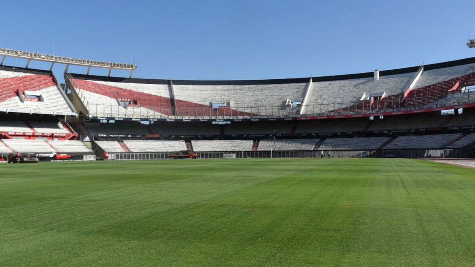 Cesped Estadio Monumental 03022018