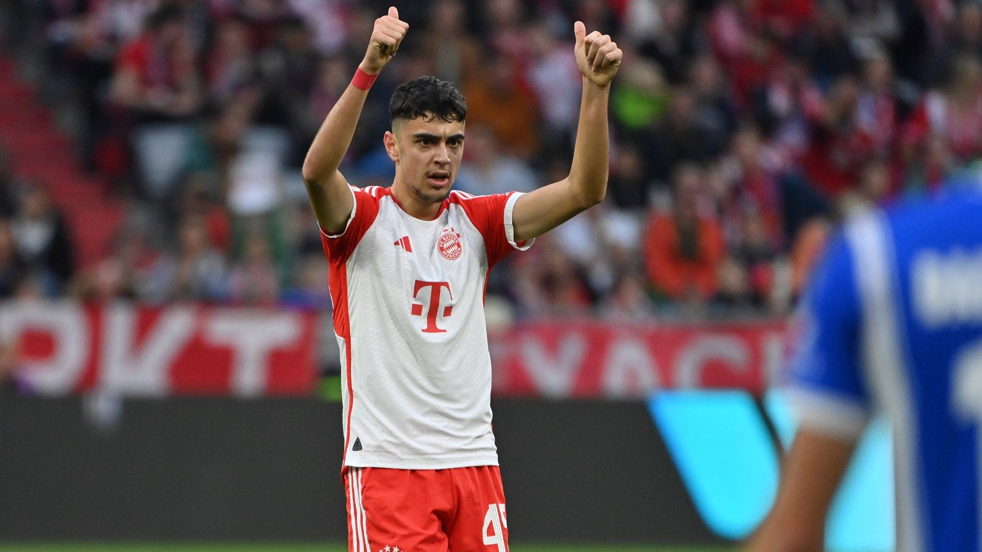 GER ONLY Aleksandar Pavlovic Bayern