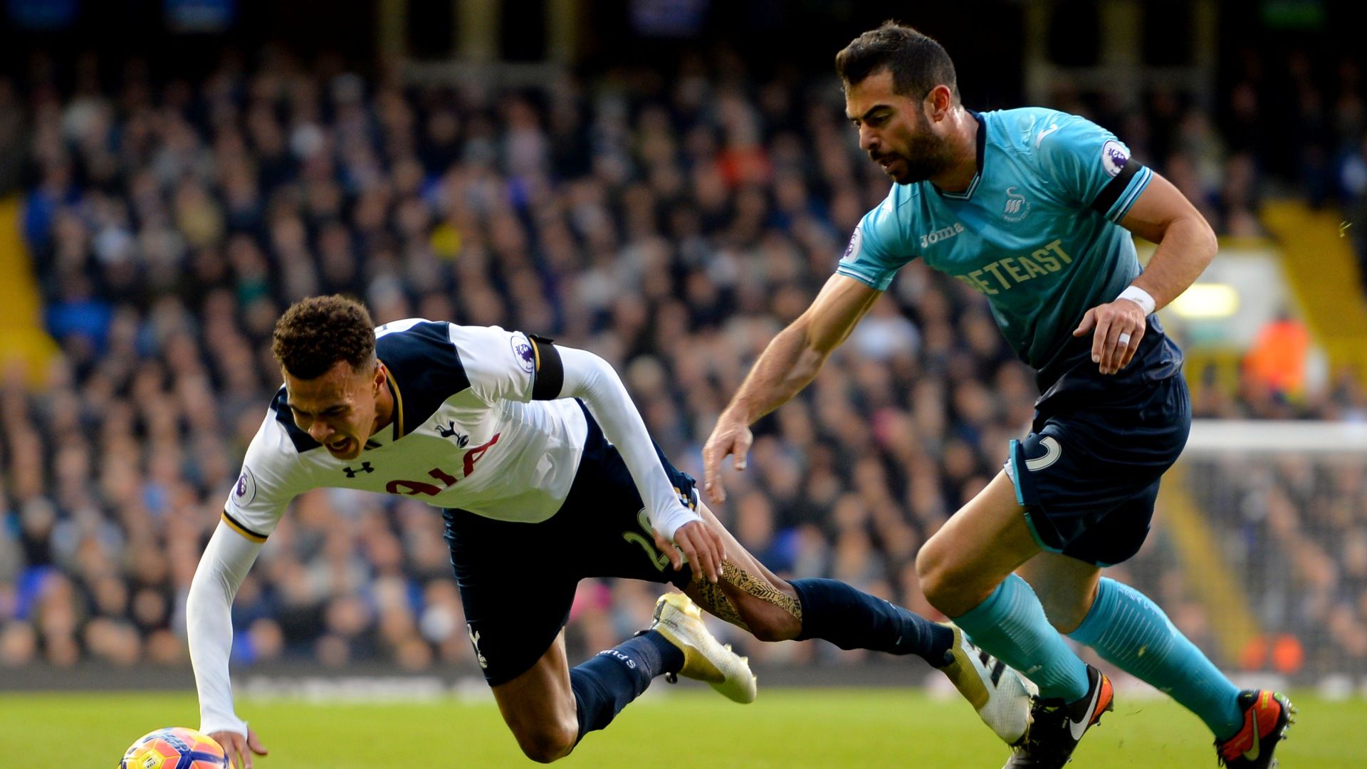 Dele Alli Vs Jordi Amat