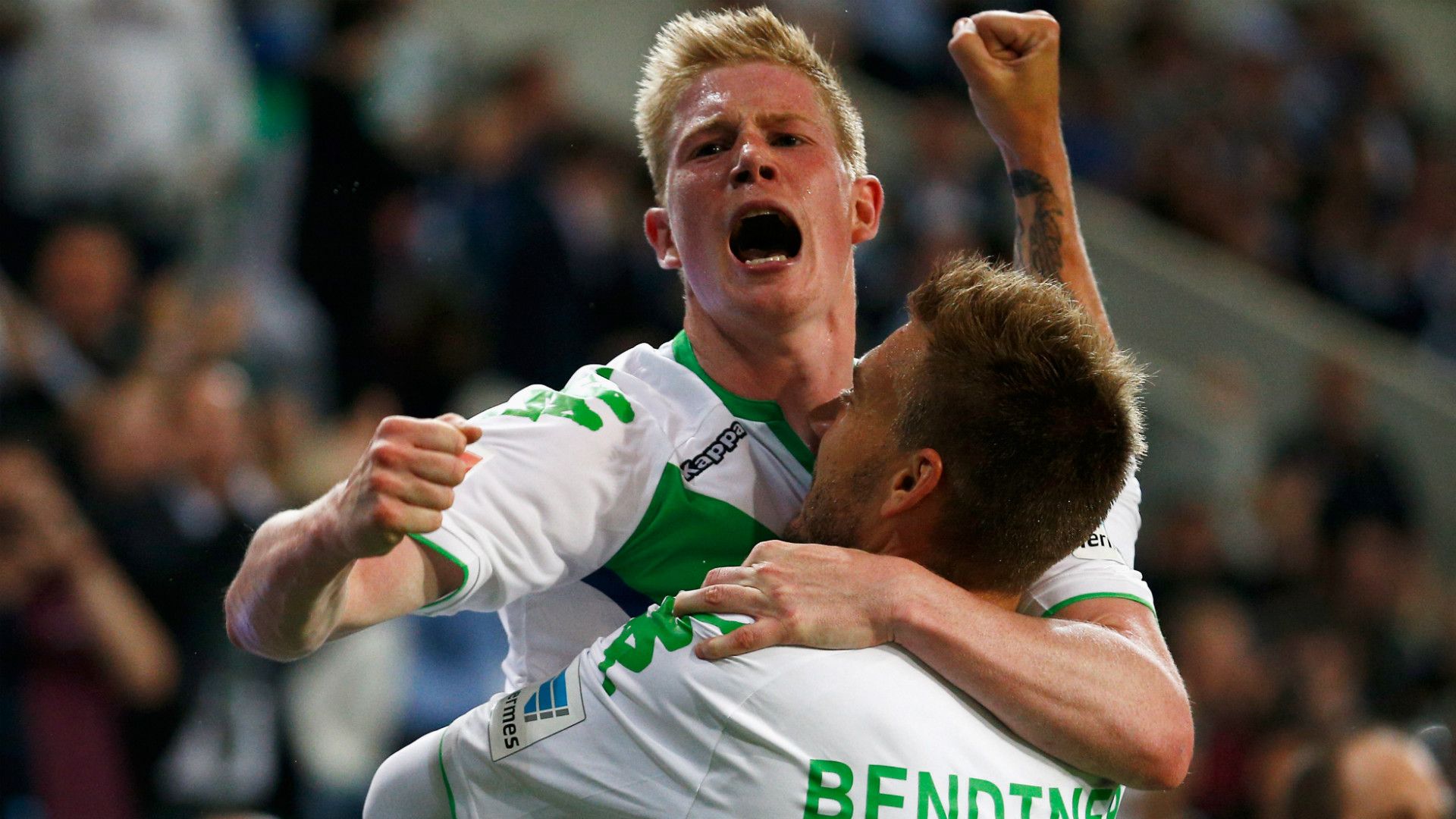 Nicklas Bendtner Kevin De Bruyne VfL Wolfsburg FC Bayern Munchen DFL Supercup 01082015