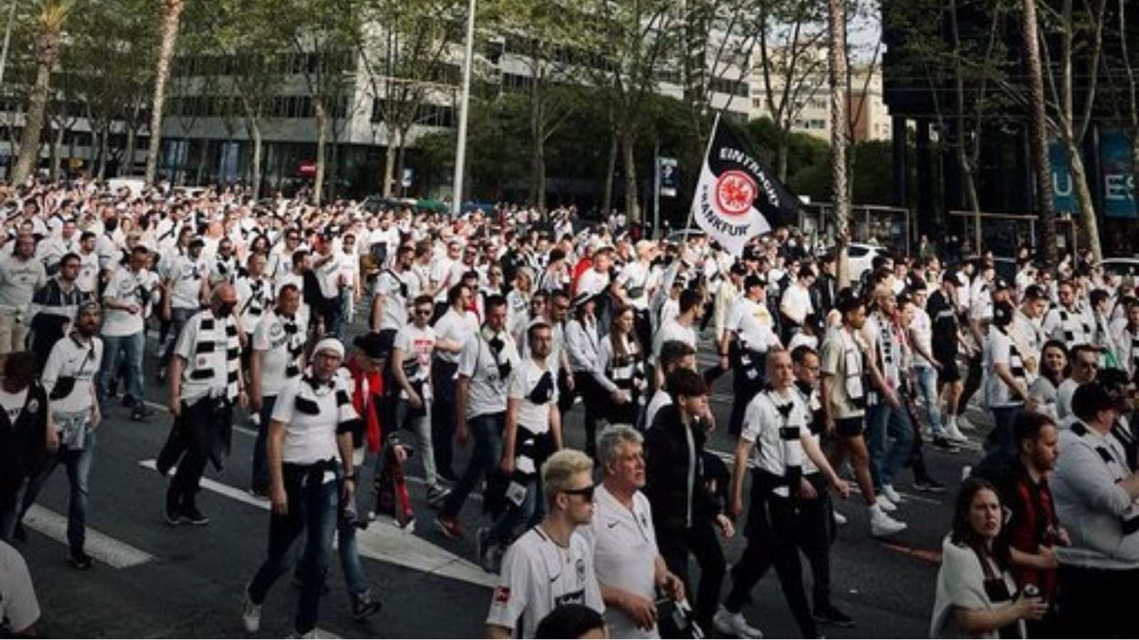 El resumen del Barcelona vs. Eintracht Frankfurt de la Europa League 2021-2022: vídeo, minuto a minuto, goles y estadísticas