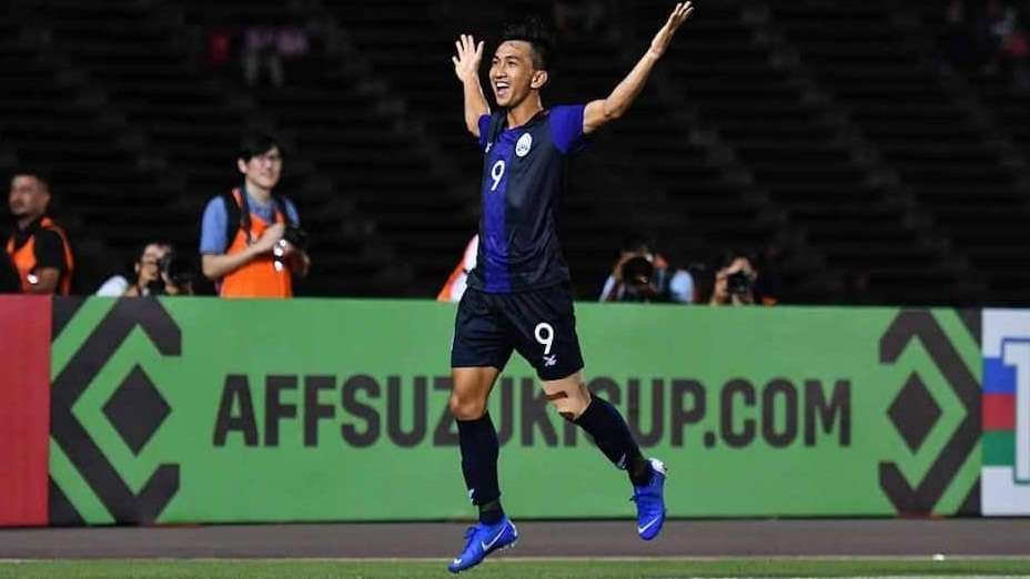 Kết quả U22 Việt Nam 2-2 U22 Thái Lan. Tiến Linh lập cú đúp, U22 Việt Nam cầm hòa U22 Thái Lan. Keo Sokpheng. Bán kết Sea Games. U22 Việt Nam vs U22 Campuchia. HIGHLIGHTS U22 Việt Nam 2-2 U22 Thái Lan. TRỰC TIẾP VTV6 U22 Việt Nam vs U22 Thái Lan. Link xem U22 Việt Nam. Xem trực tiếp U22 Việt Nam vs U22 Thái Lan. Xem VTV6. Trực tiếp bóng đá hôm nay. SEA Games 30. Lịch thi đấu bóng đá nam SEA Games 30. Lịch thi đấu SEA Games 30. Bóng đá. Xem bóng đá. VTV6 Online. U22 Việt Nam. Quang Hải chấn thương nặng. Park Hang-seo. Akira Nishino. Xem trực tiếp U22 Việt Nam trên kênh nào. Lịch thi đấu U22 Việt Nam. Chuyển nhượng. Chuyển nhượng V.League. Soi kèo U22 Việt Nam vs U22 Thái Lan. Văn Toản mắc sai lầm. Nguyễn Văn Toản U22 Việt Nam. Thủ môn Nguyễn Văn Toản. Bùi Tiến Dũng. Tại sao Văn Toản bắt chính trận gặp Thái Lan. Bùi Tiến Dũng Văn Toản. Cambodia vs Laos AFF Suzuki Cup 2018