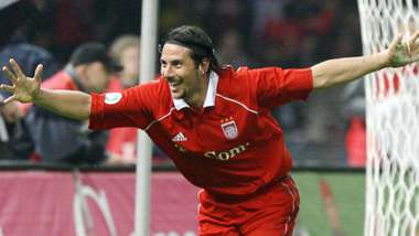 Claudio Pizarro FC Bayern DFB Pokal 2006