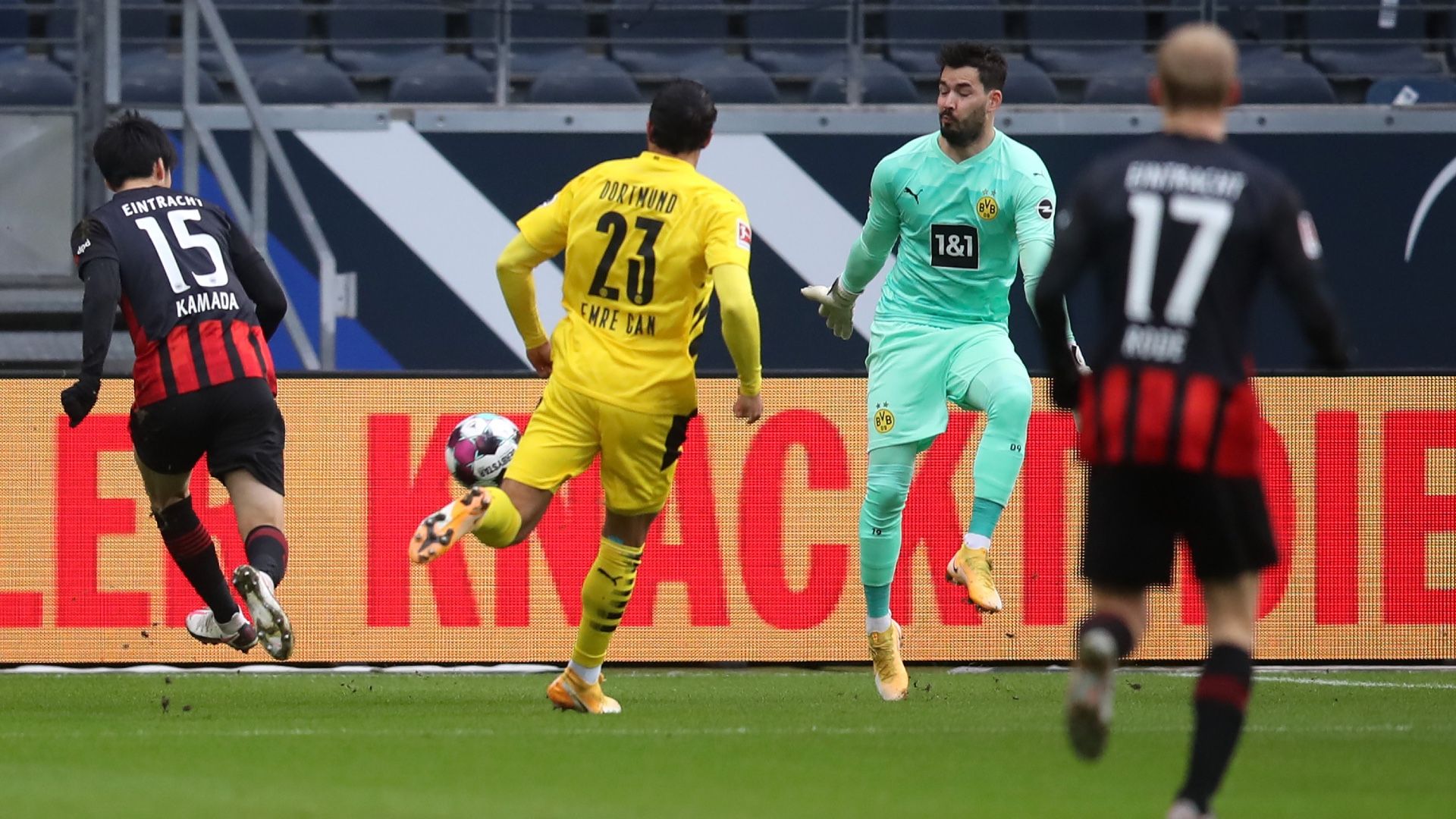Daichi Kamada Roman Burki Eintracht Frankfurt Borussia Dortmund Bundesliga 2020
