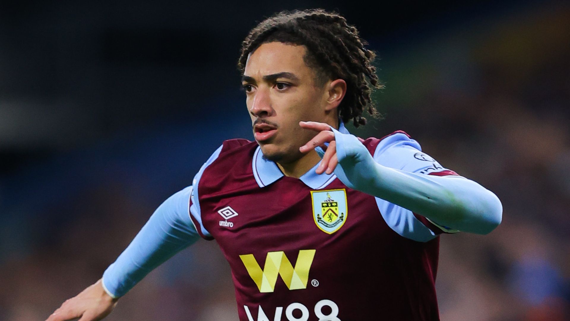 Luca Koleosho Burnley 2023-24