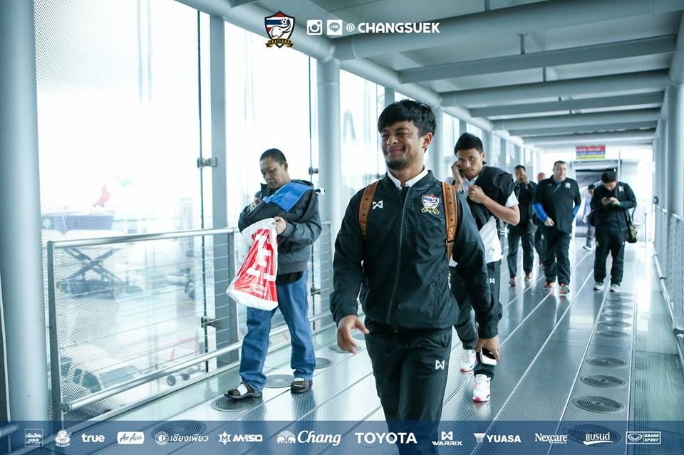 ทีมชาติไทย เดินทางกลับ