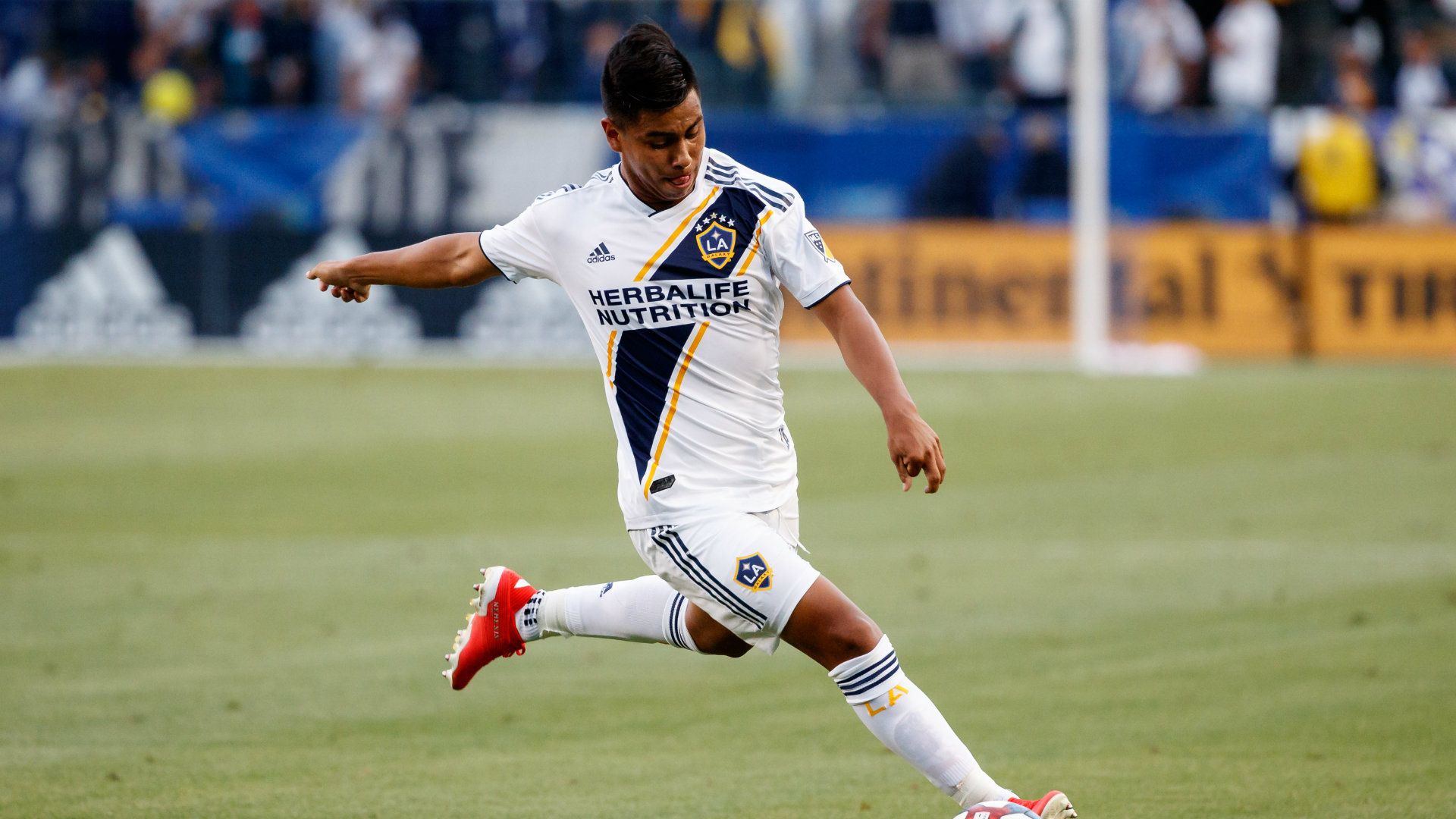 Efraín Álvarez LA Galaxy