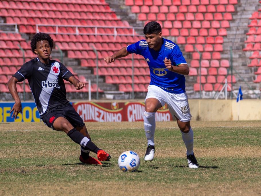 Cruzeiro e Vasco empatam primeiro jogo da semifinal