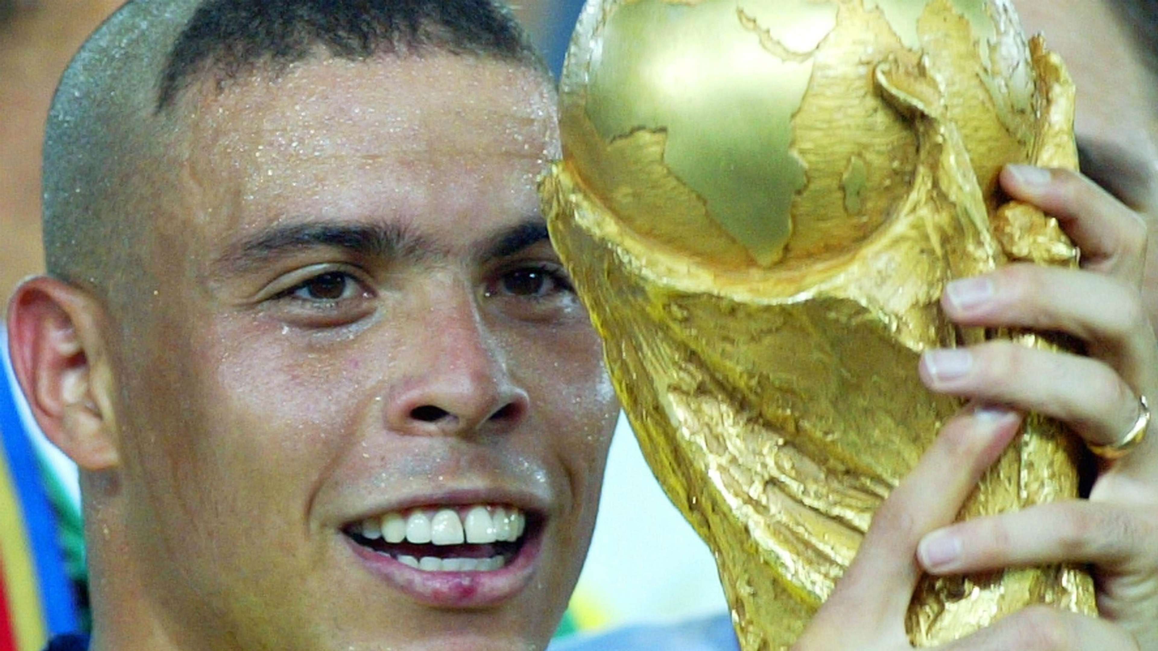 Ronaldo|Brasil|2002