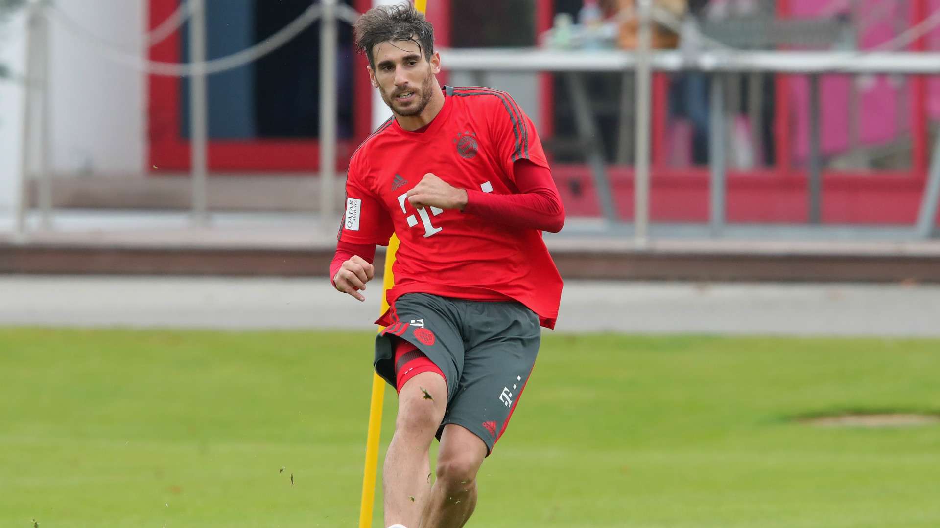 Javi Martinez Bayern 04112018
