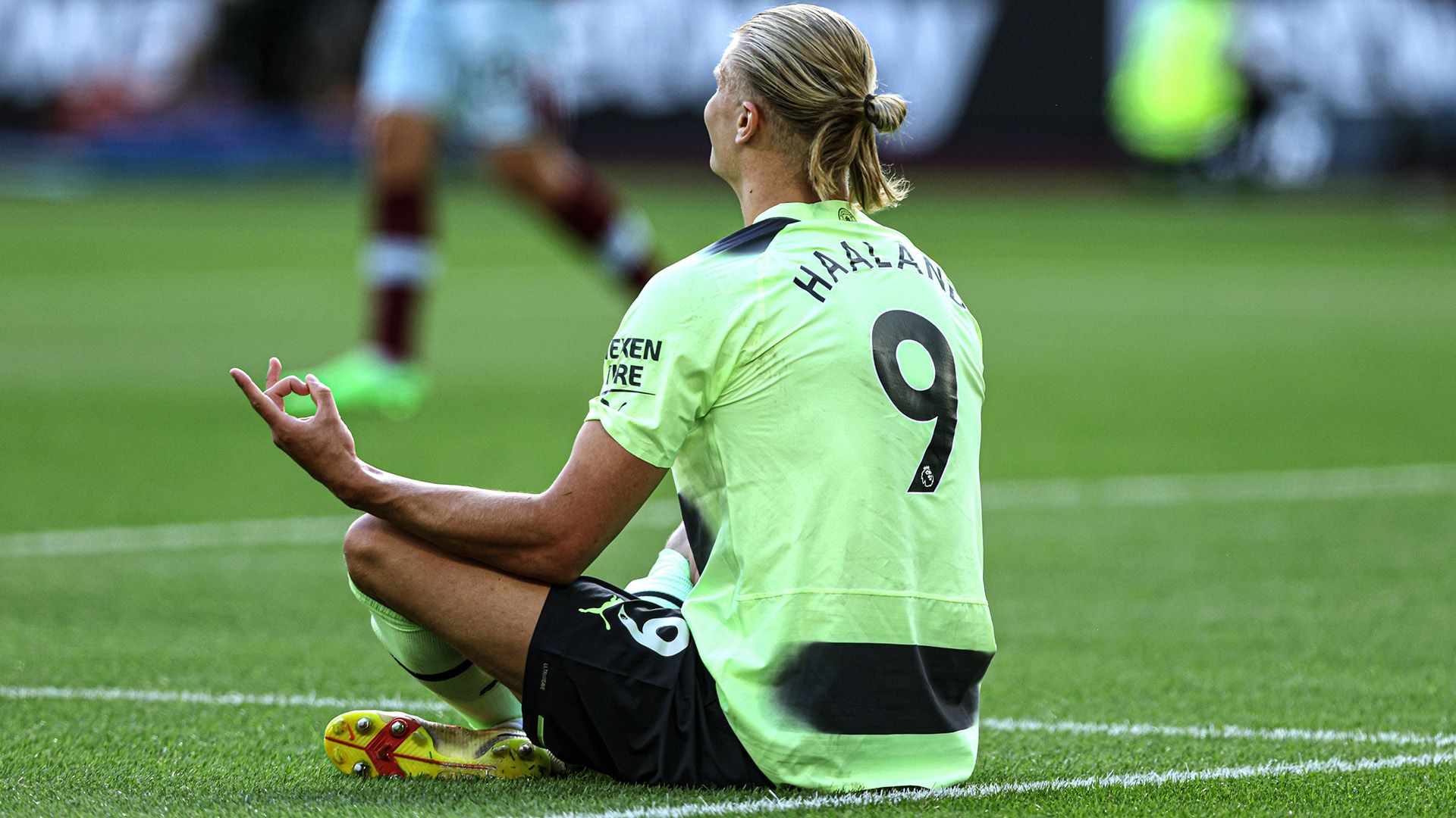 Erling Haaland celebrate Man City West Ham 2022-23