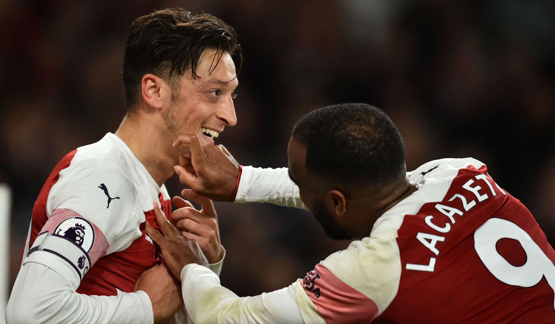 2018-10-22-arsenal-ozil