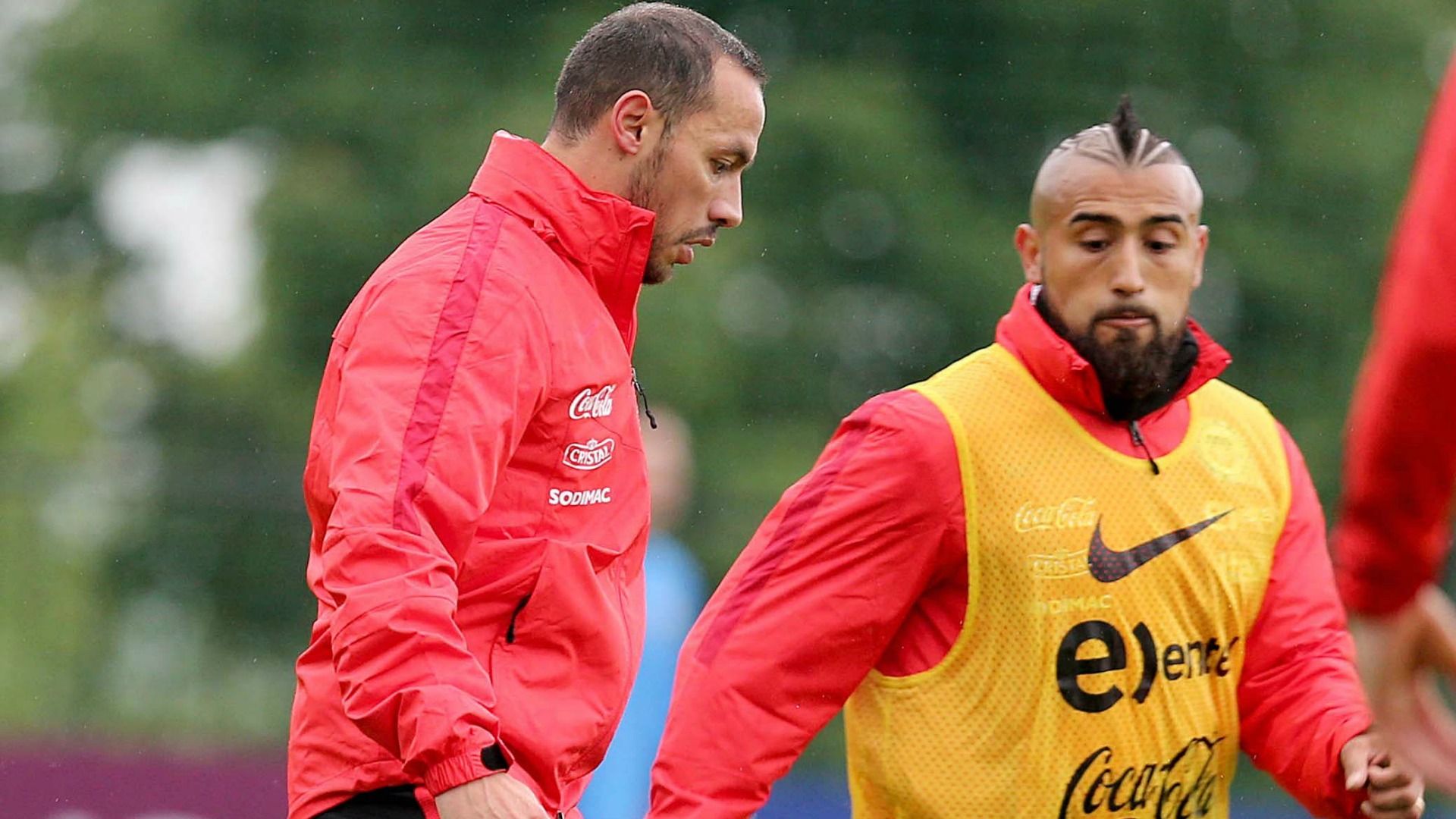 Marcelo Díaz Arturo Vidal Chile training 150617