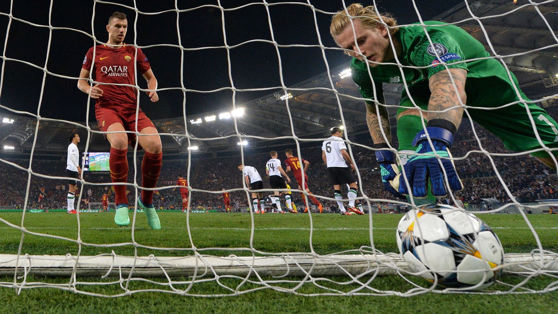 Edin Dzeko Roma Liverpool Champions League