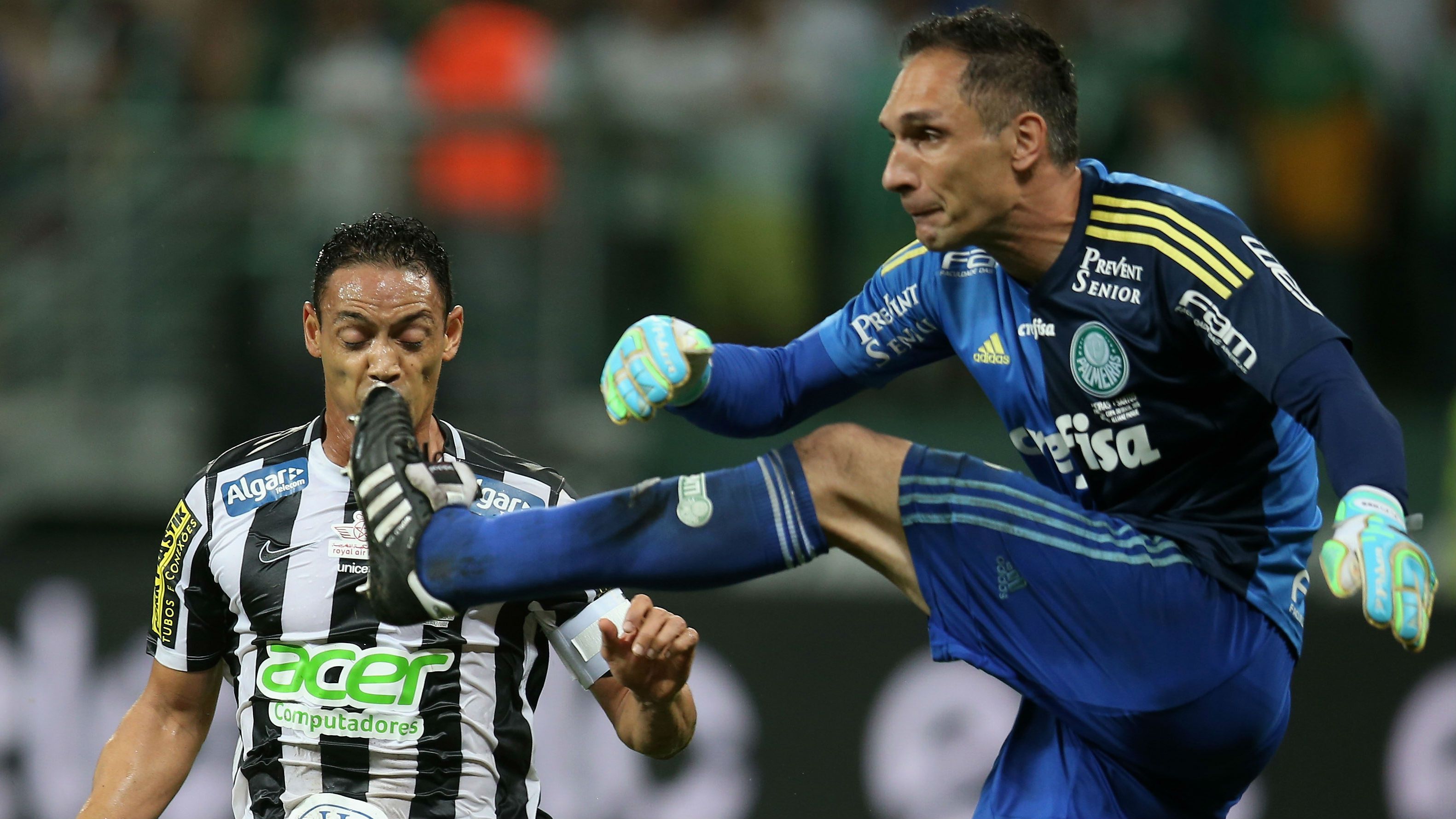 Ricardo Oliveira Fernando Prass Palmeiras Santos 02122015