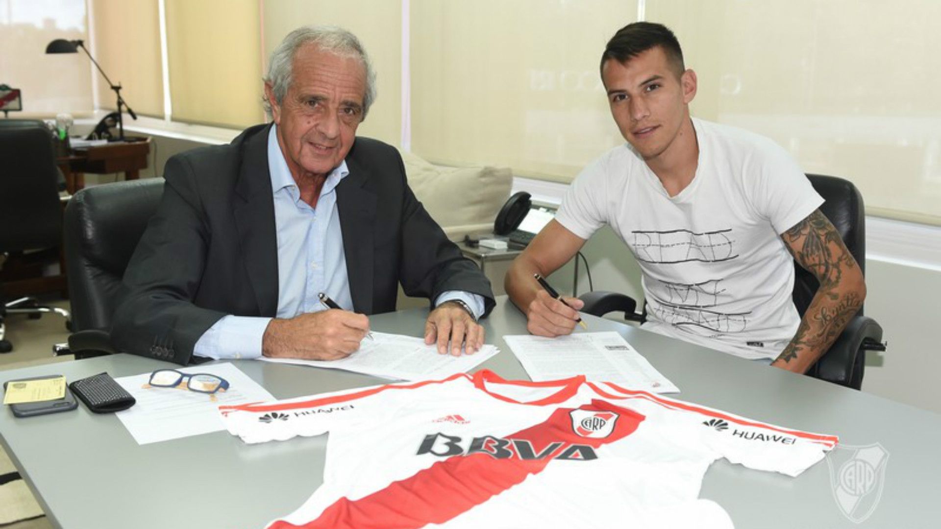 Carlos Auzqui River Contrato 01022017