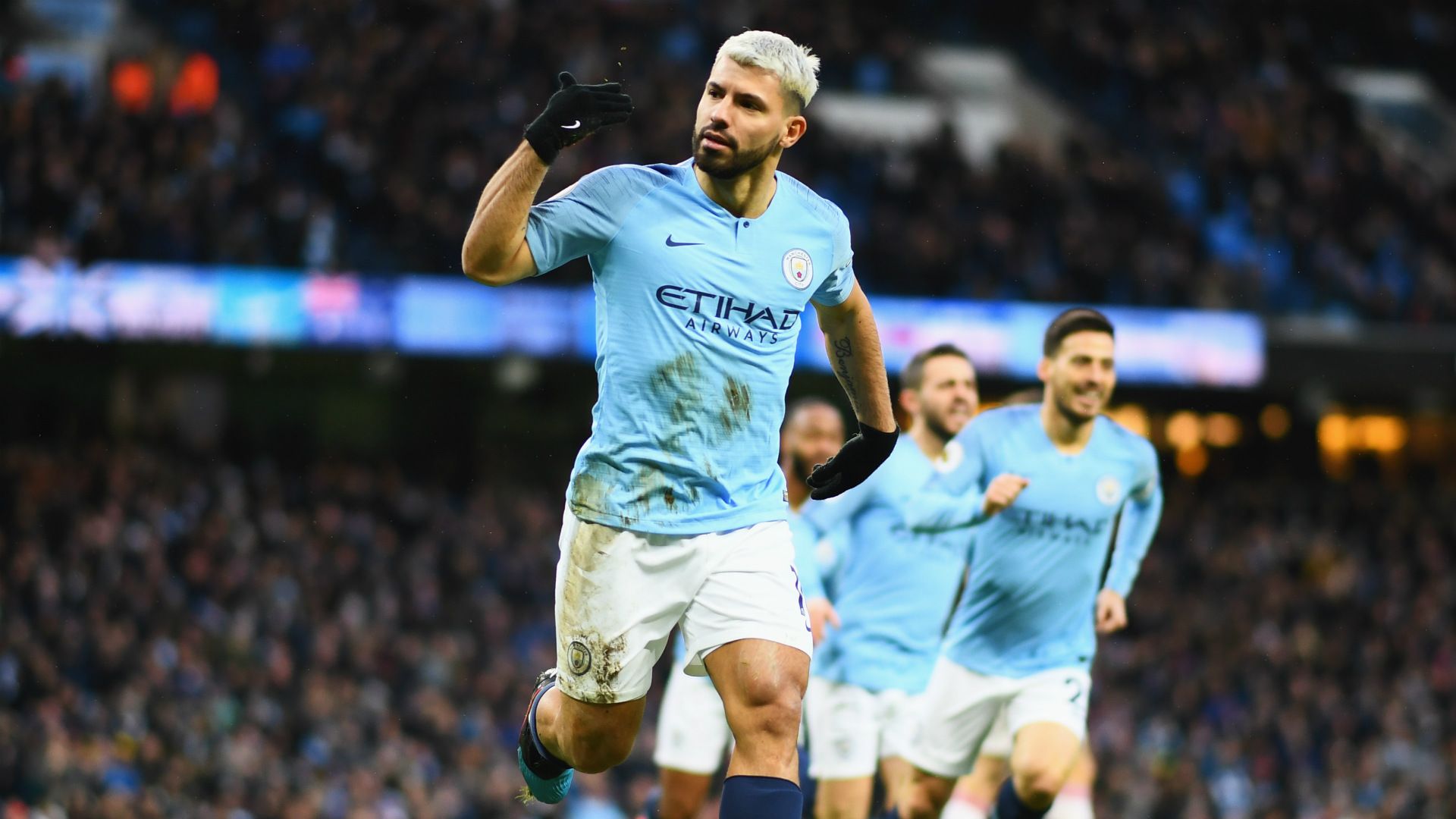 アグエロ　ジェズス　エデルソン　サネ　メンディ　デブライネ　グアルディオラサイン 底知れぬ名将ペップ。アーセナル戦完勝の裏にあった奇策