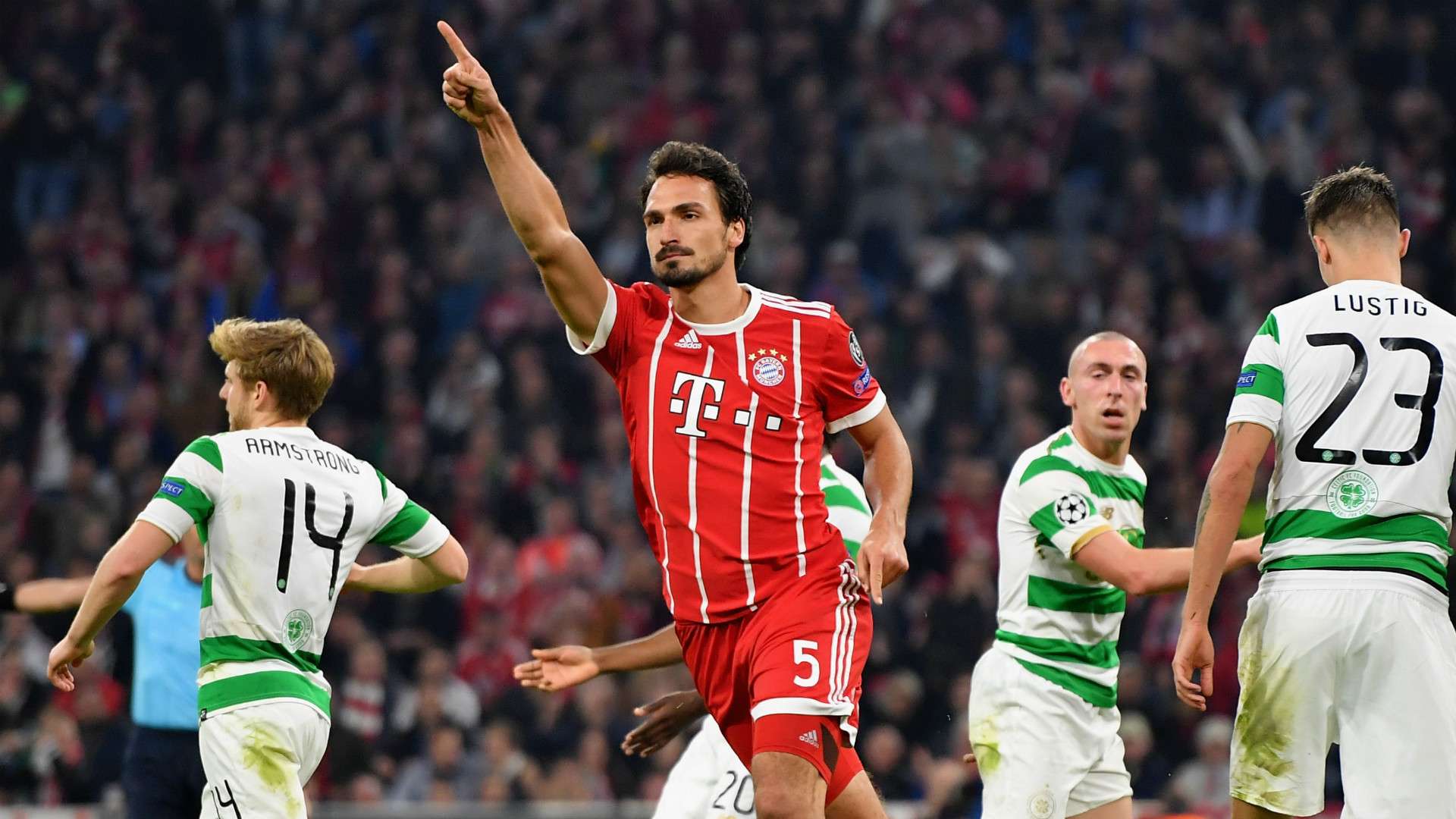 MATS HUMMELS BAYERN MÜNCHEN UEFA CHAMPIONS LEAGUE 18102017