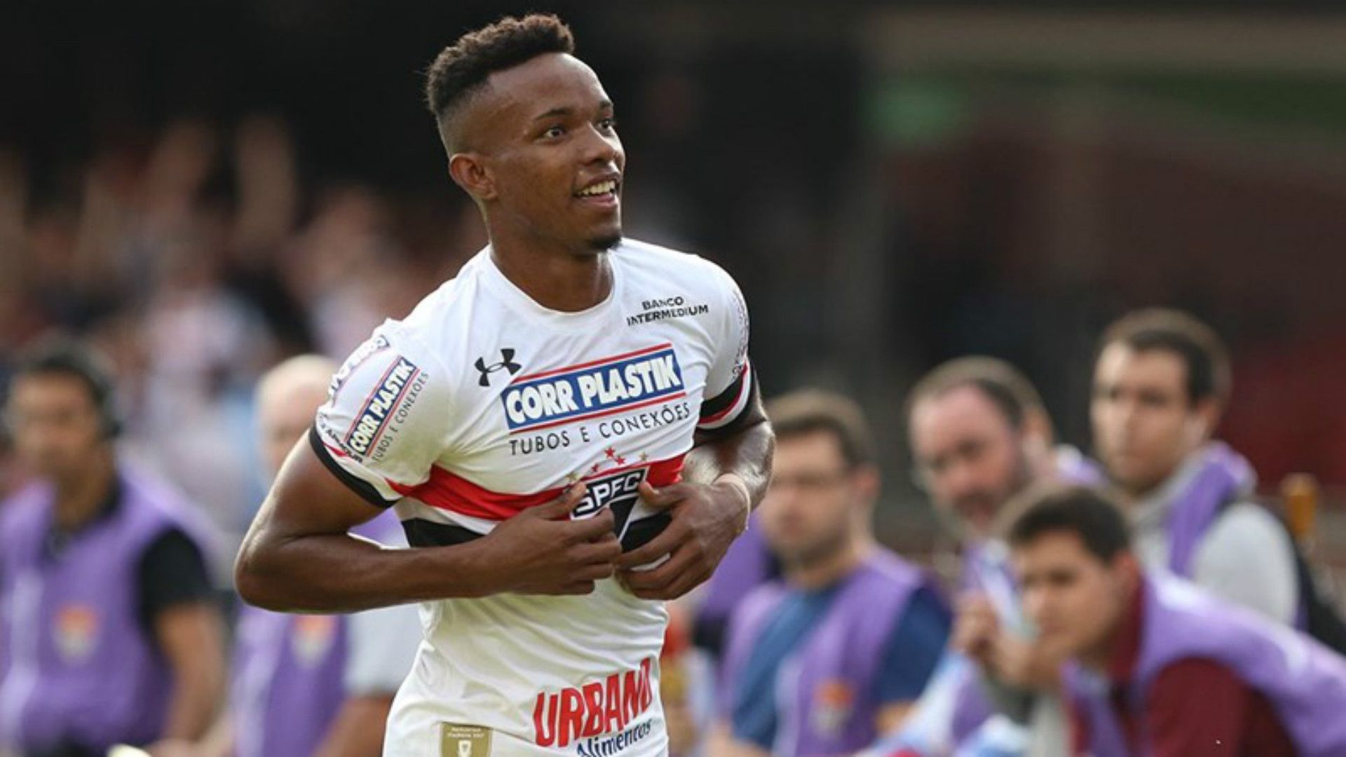 Thiago Mendes - São Paulo - 8/04/2017