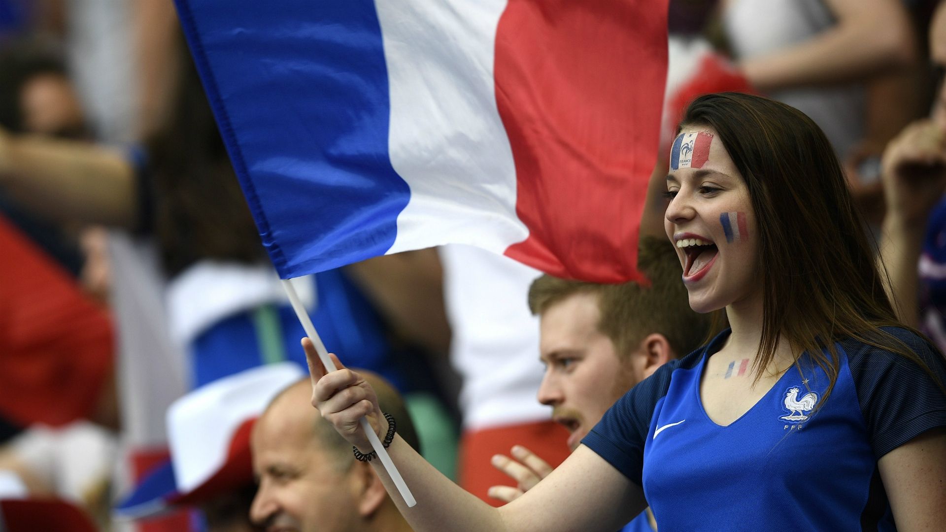 France fans Stade de France 06102016