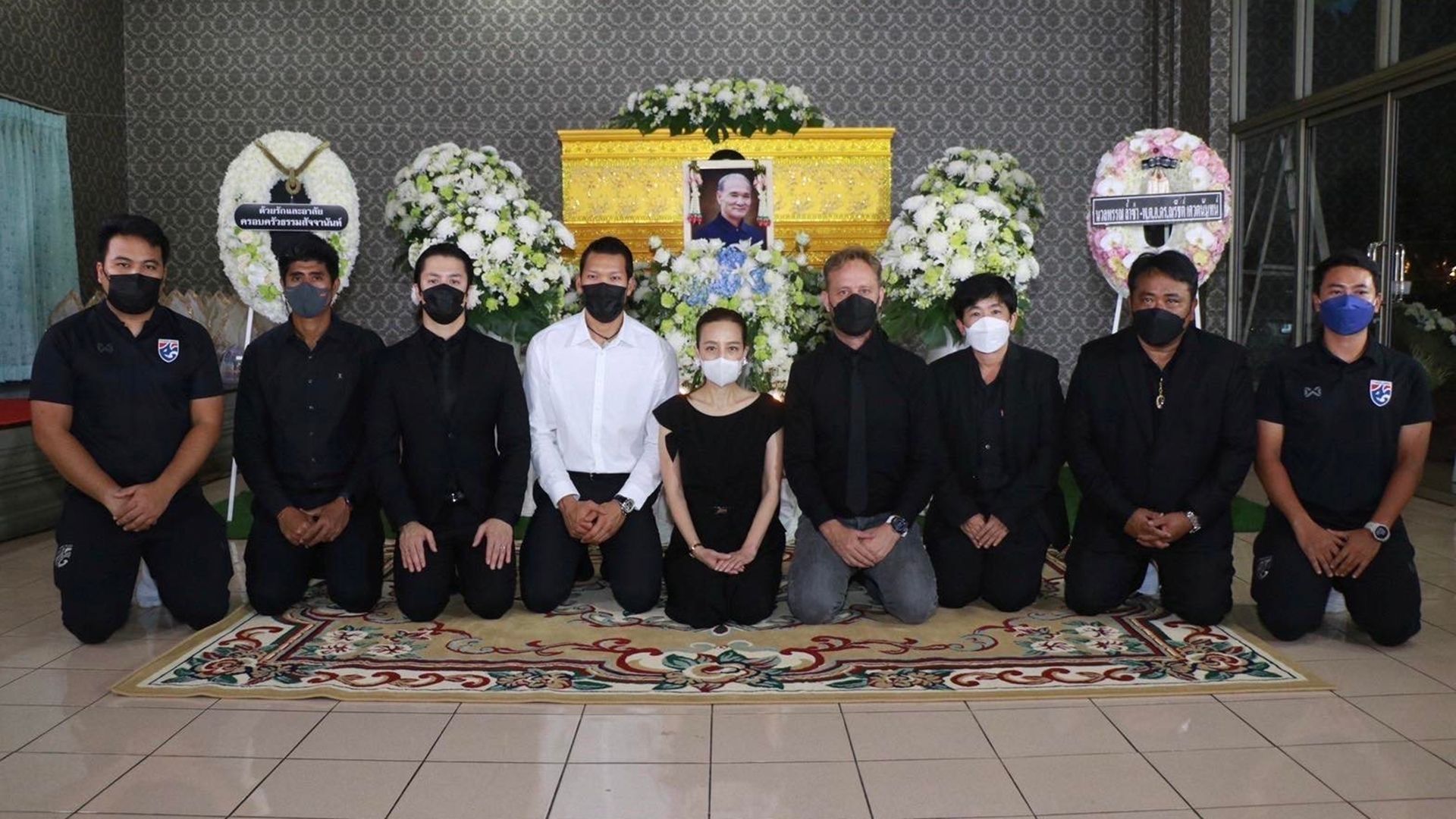 นวลพรรณ ล่ำซำ, กวินทร์ ธรรมสัจจานันท์