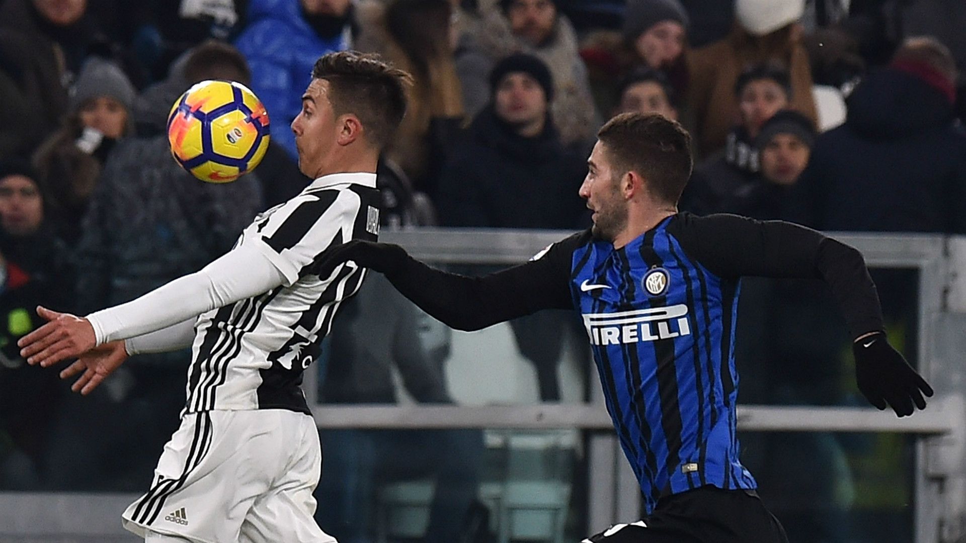 Paulo Dybala, Roberto Gagliardini, Juventus, Inter, Serie A, 09122017