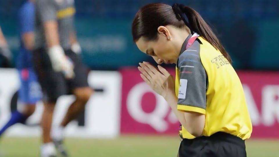 นวลพรรณ ล่ำซำ