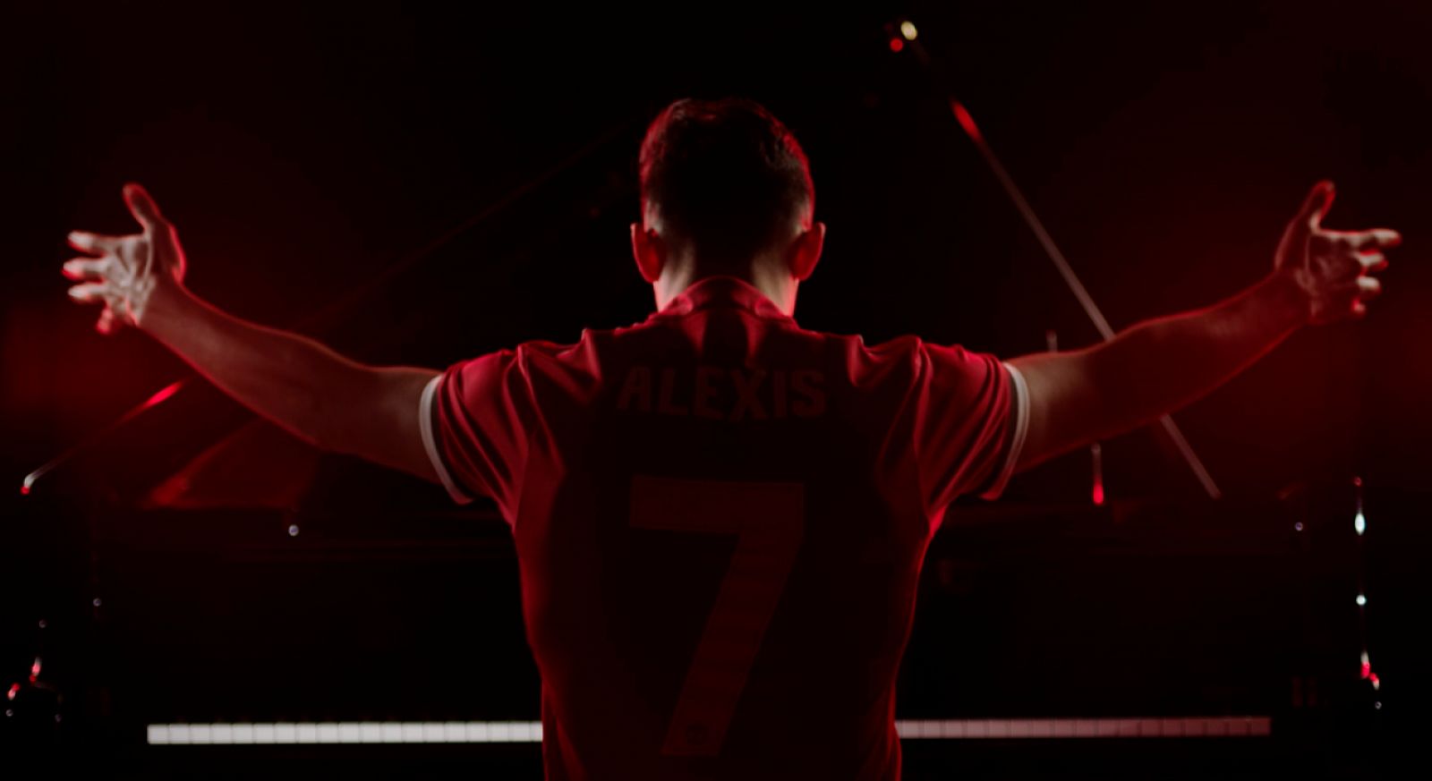 Alexis Sanchez Piano