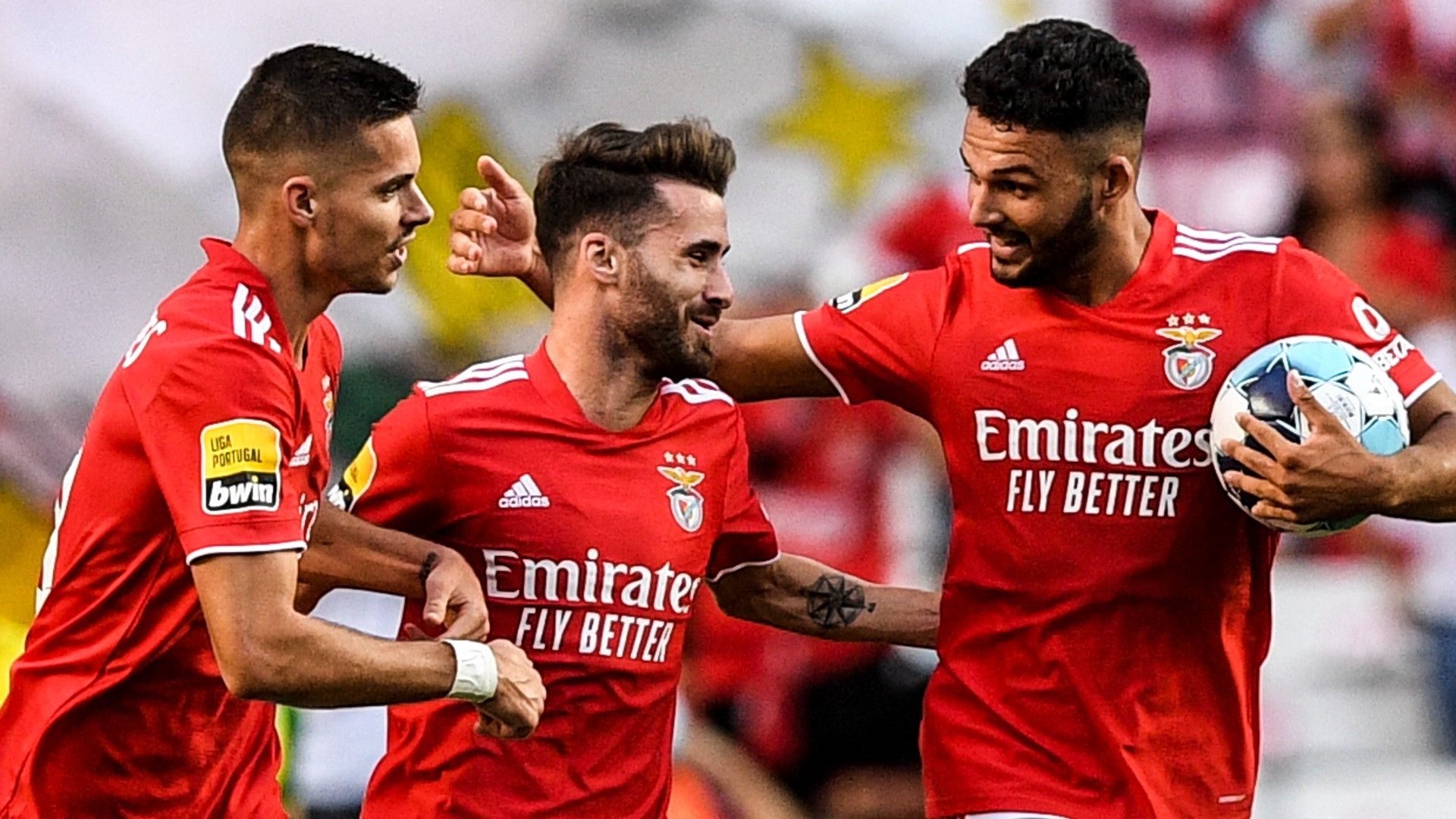 Benfica celebrate 2021-22