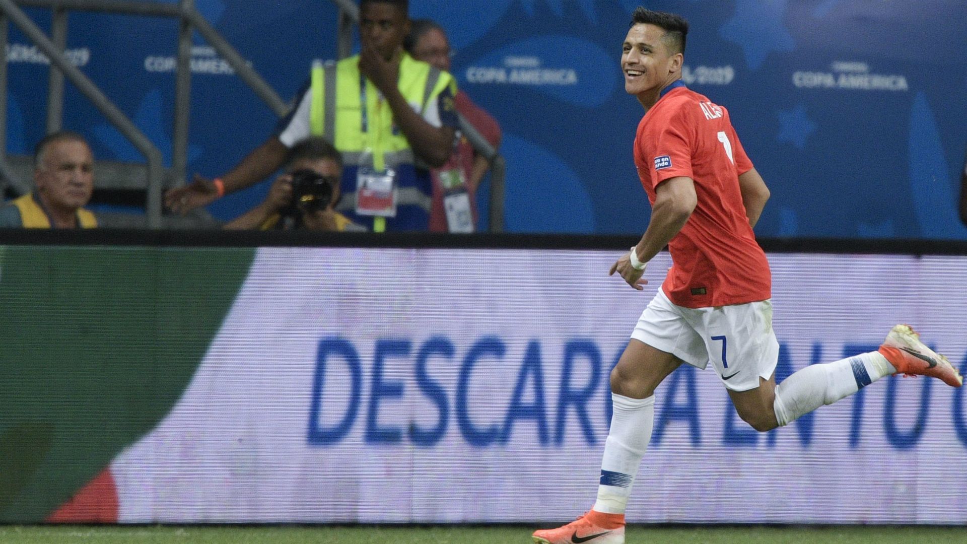 Alexis Sanchez 2 Chile Ecuador Copa America 21062019