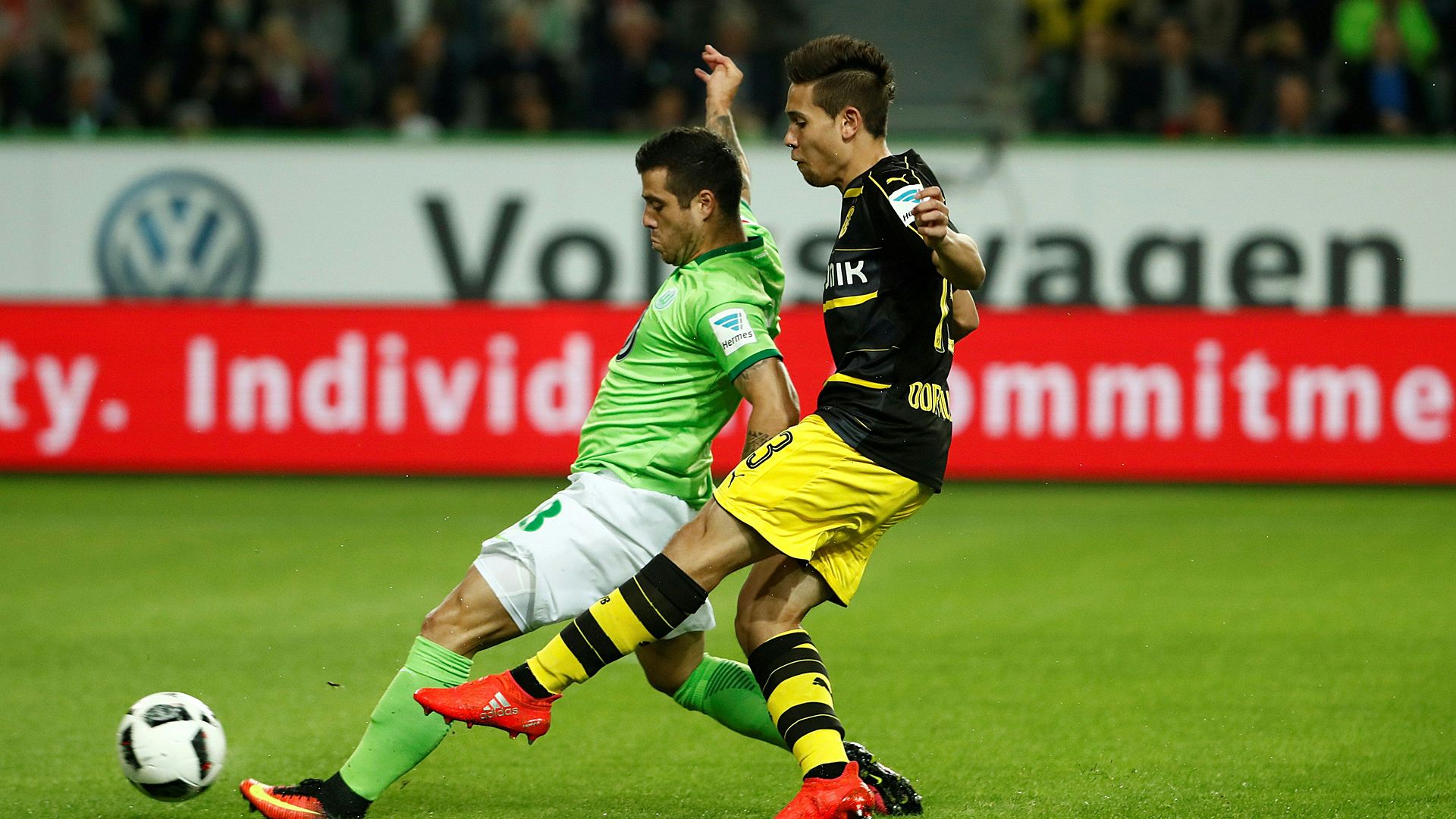 Vierinha Raphael Guerreiro Wolfsburg Borussia Dortmund