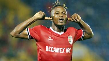 Victor Mansaray Binh Duong V.League 2019