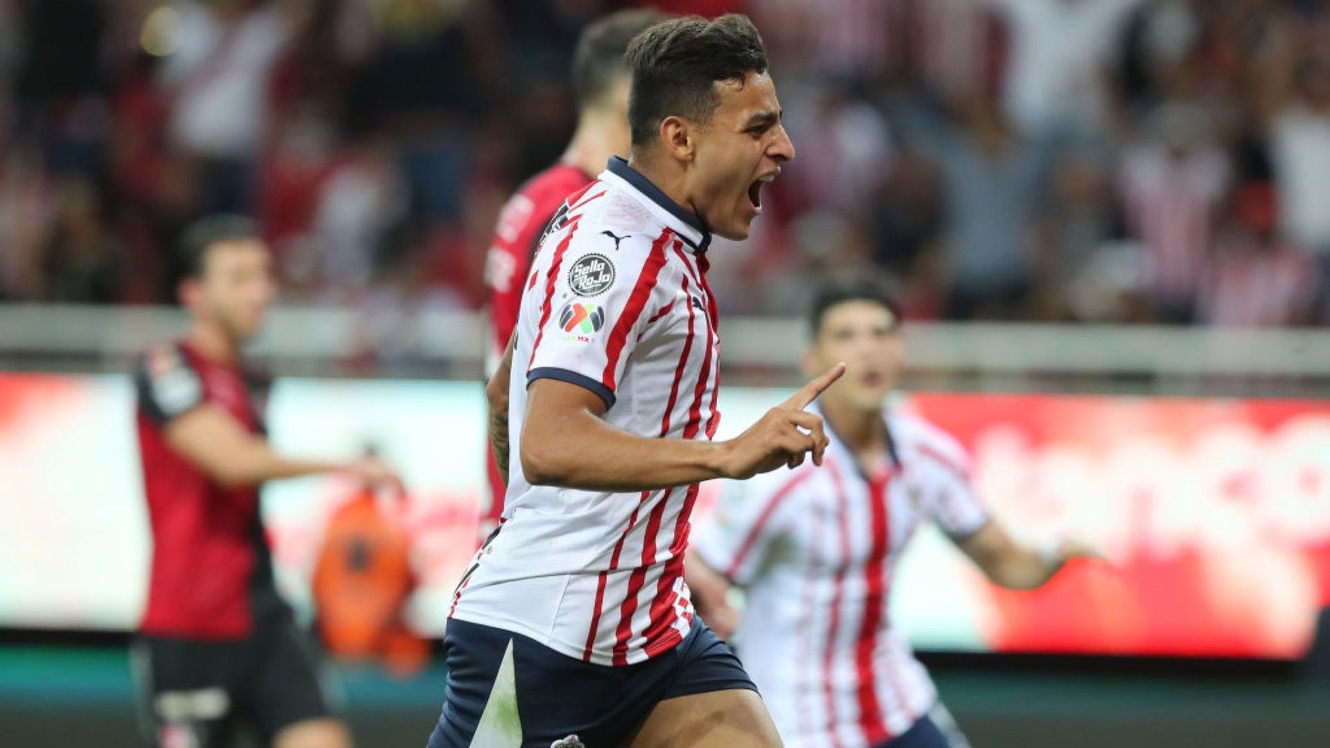 Alexis Vega Chivas Clausura 2019