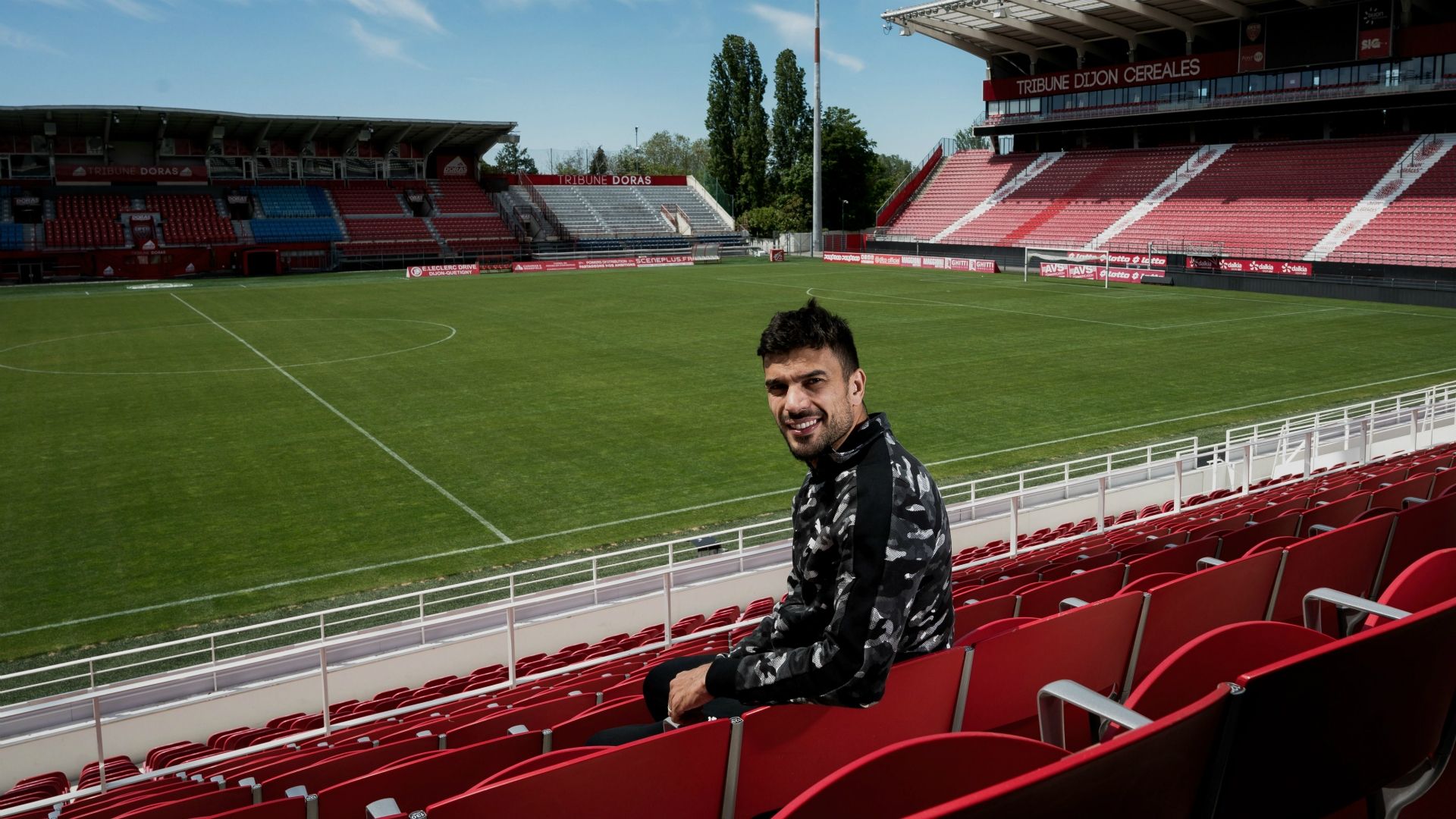 أسامة الحدادي 2