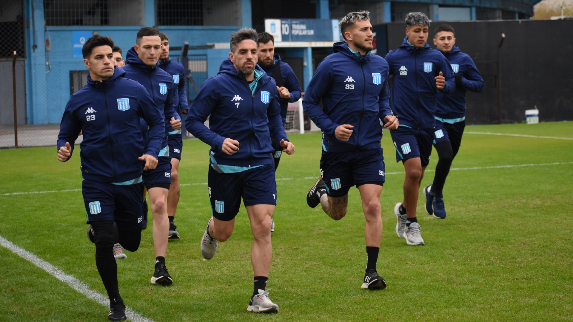 racing entrenamiento 2023