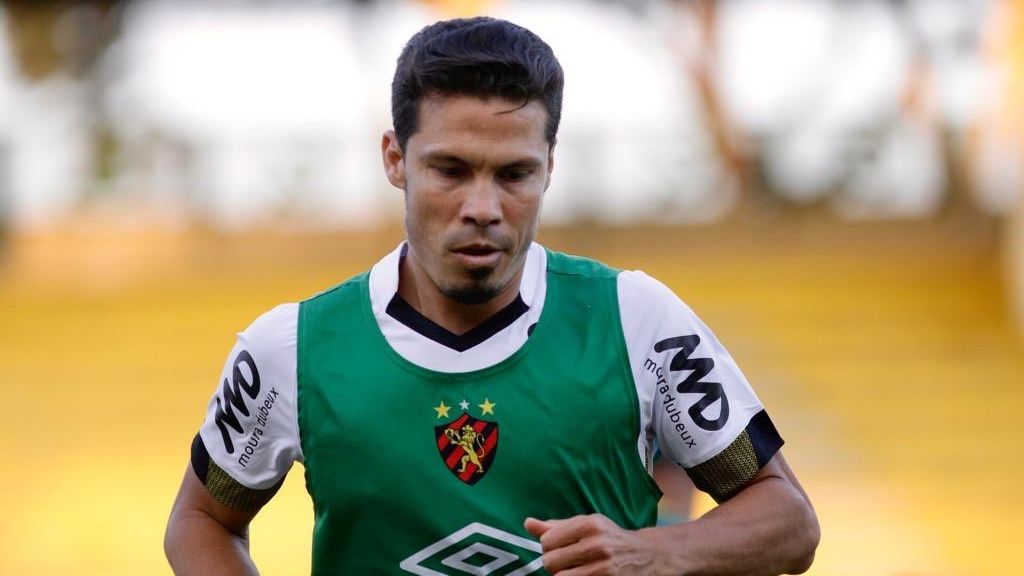 Hernanes - Flamengo 2 x 0 Sport Recife - Brasileirão 2021