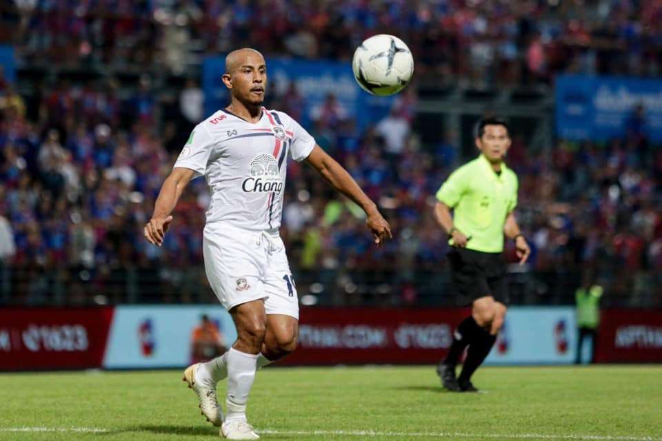 กองกลาง : อดุล หละโสะ