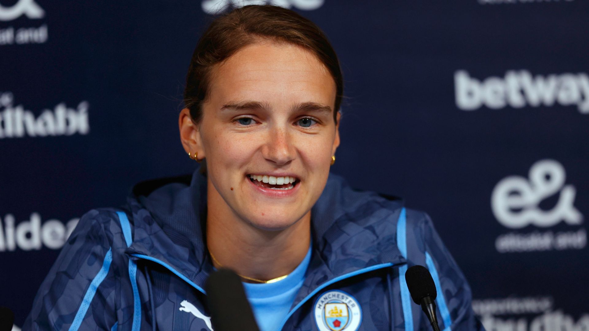 Vivianne Miedema Man City 2024-25