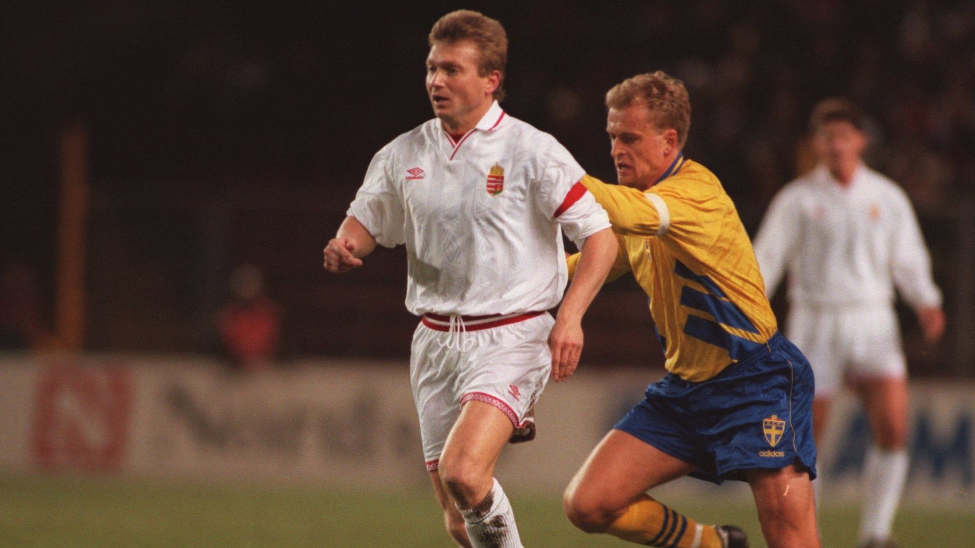 Lajos Detari Jonas Thern Hungary Sweden Euro 96 Qualifying