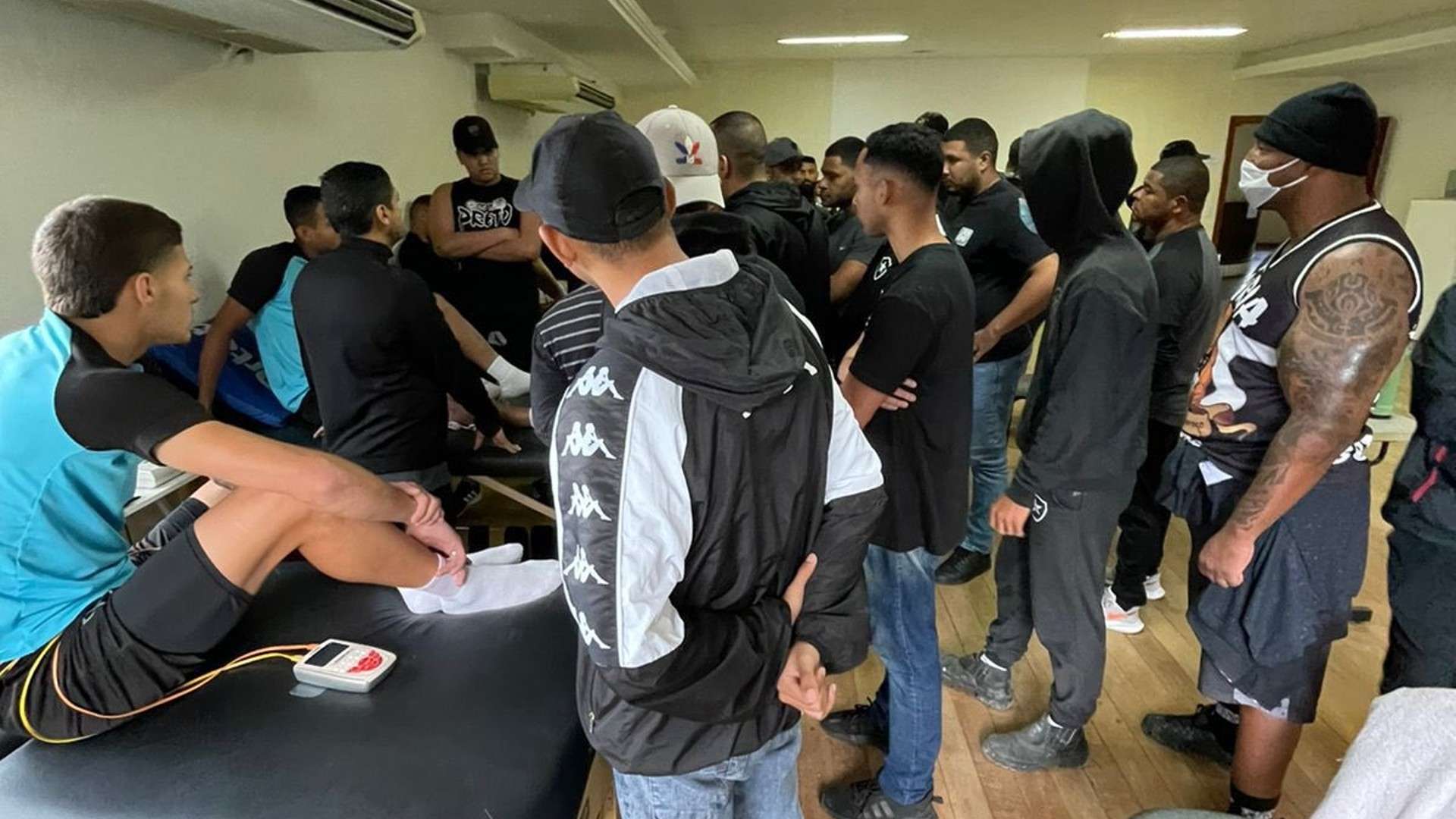 Invasão torcida Botafogo 2022