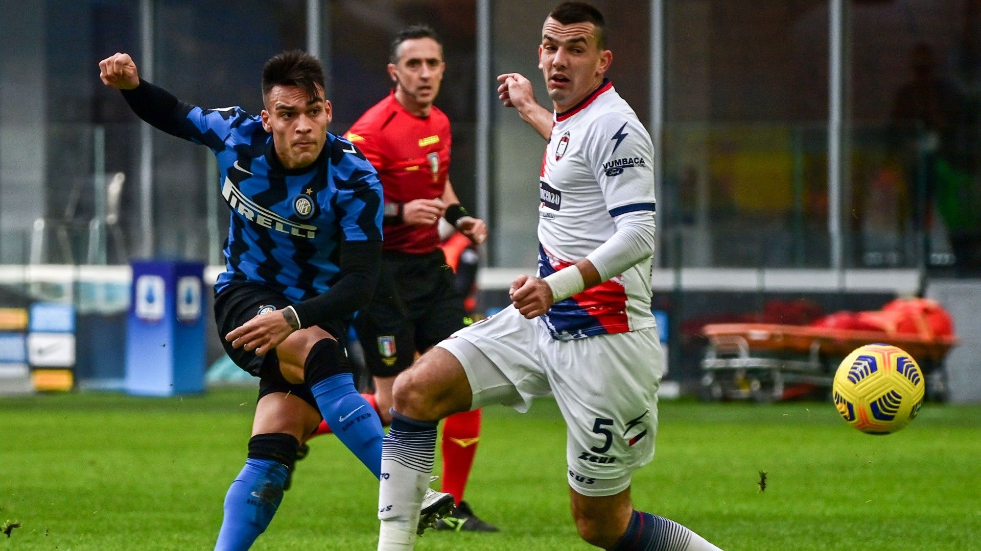 Lautaro Martinez Inter Crotone 2021